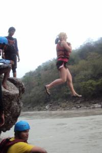 rishikesh cliff jumping